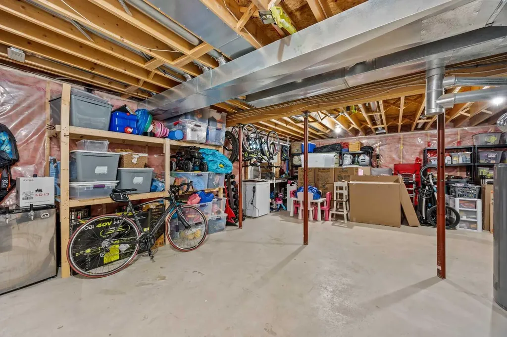 99 Hidden Crescent NW Calgary AB T3A 5L4