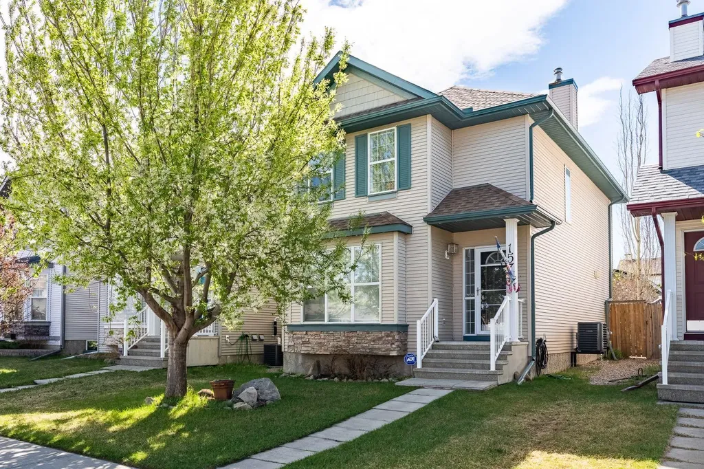 157 Cranberry Square SE Calgary AB T3M 1J6