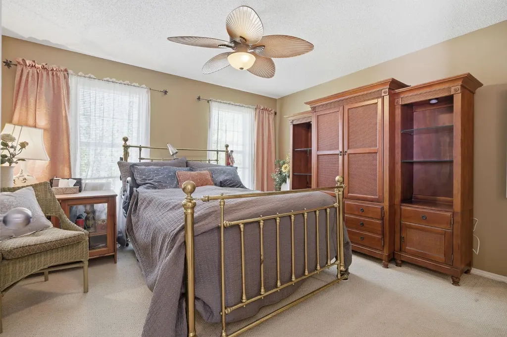 157 Cranberry Square SE Calgary AB T3M 1J6