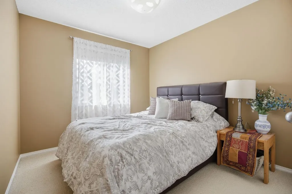 157 Cranberry Square SE Calgary AB T3M 1J6