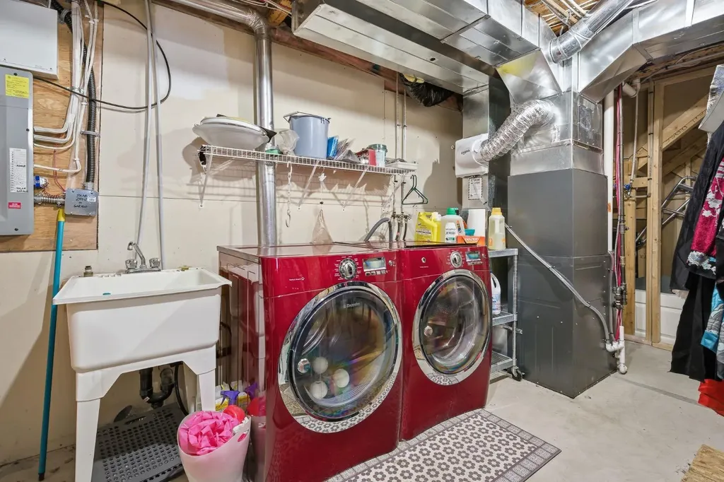 157 Cranberry Square SE Calgary AB T3M 1J6