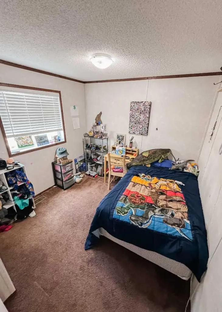 9718 103 Street Nampa AB T0H 2B0