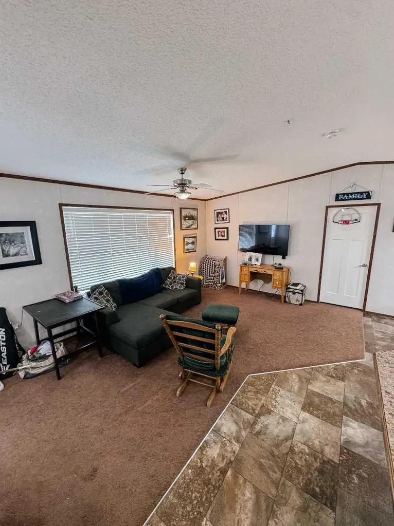 9718 103 Street Nampa AB T0H 2B0