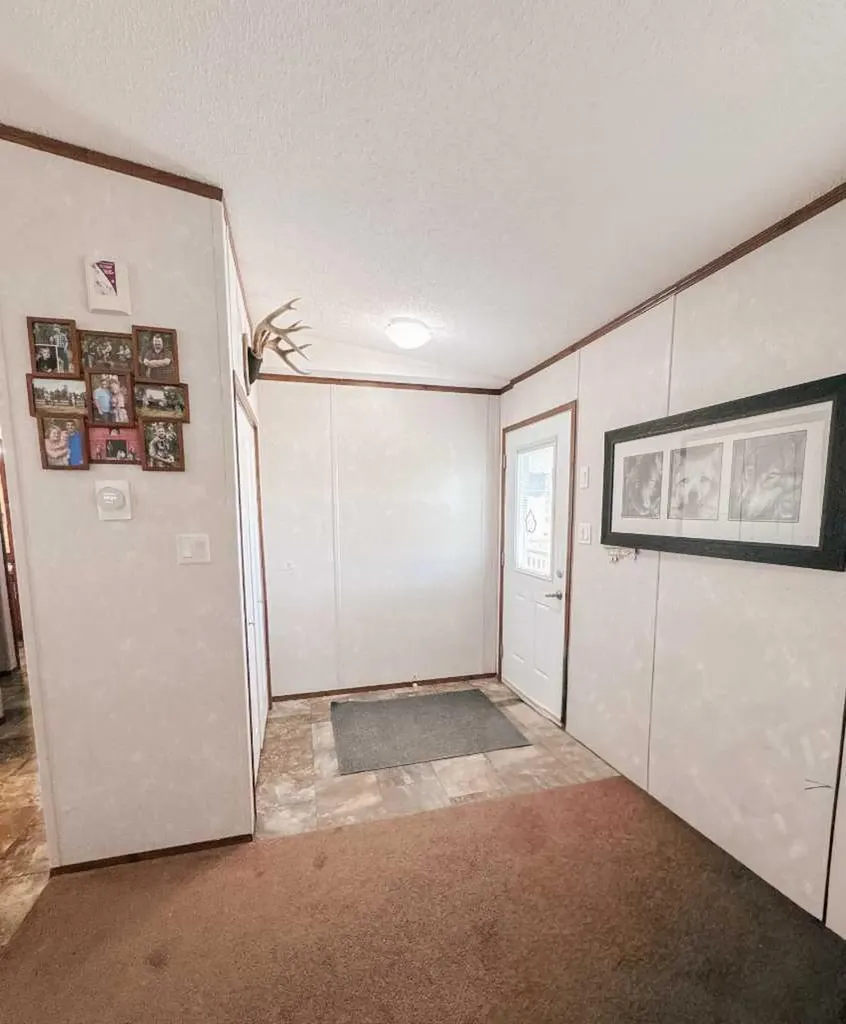 9718 103 Street Nampa AB T0H 2B0