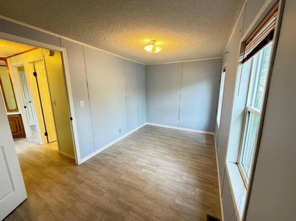 304 Railway Street Paradise Hill SK S0M2G0