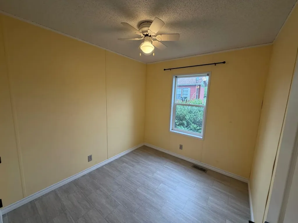 304 Railway Street Paradise Hill SK S0M2G0