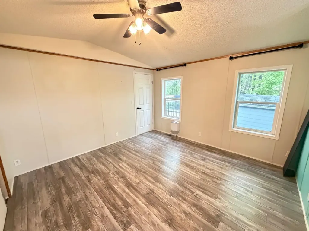 304 Railway Street Paradise Hill SK S0M2G0