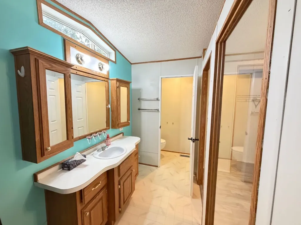 304 Railway Street Paradise Hill SK S0M2G0