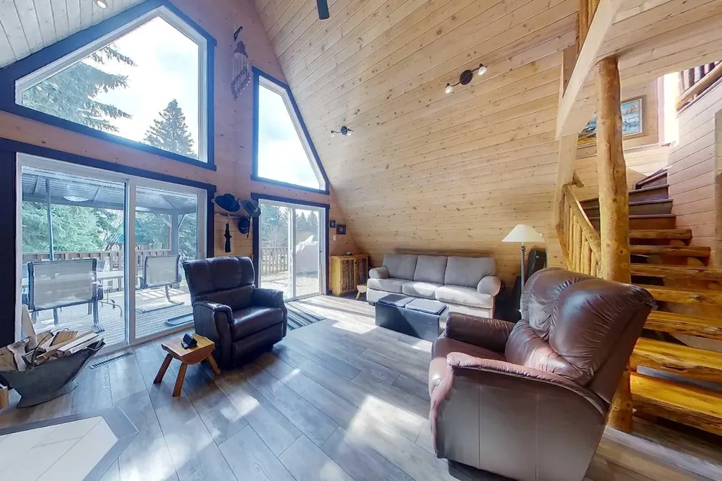 113 Herb Crescent Marten Beach AB T0G2A0
