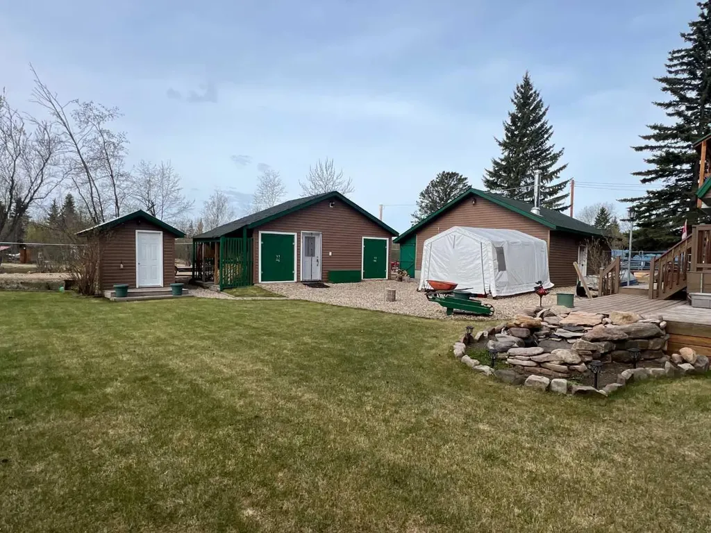 113 Herb Crescent Marten Beach AB T0G2A0