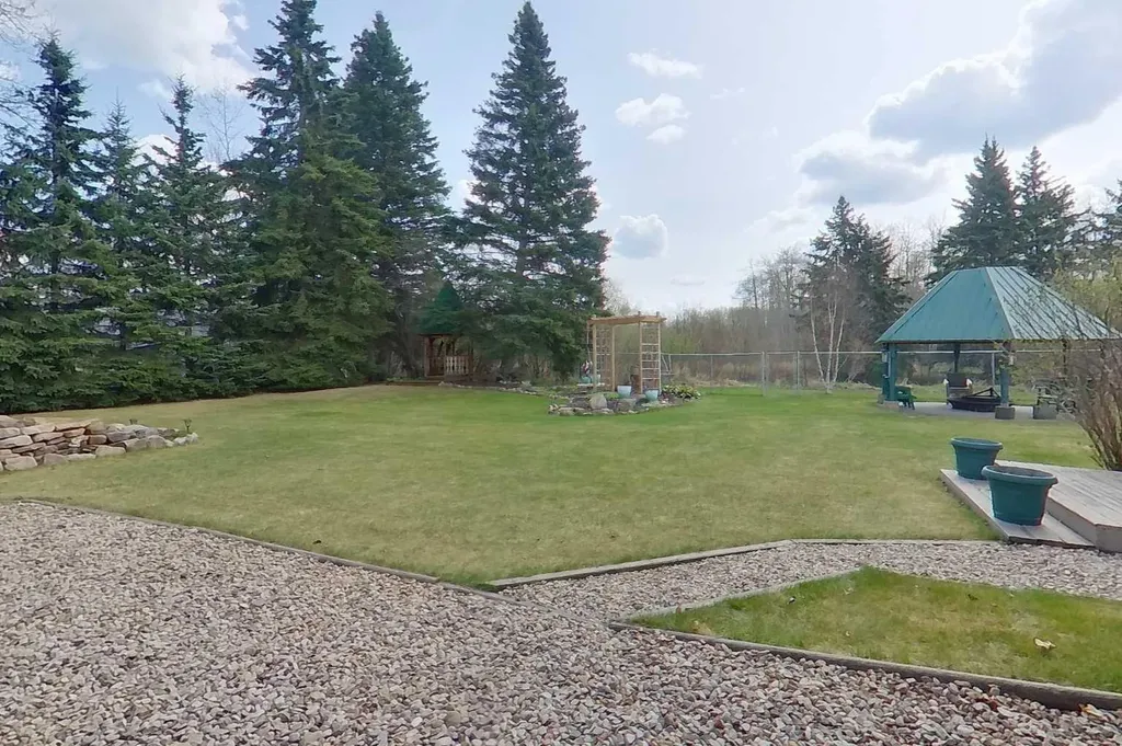 113 Herb Crescent Marten Beach AB T0G2A0