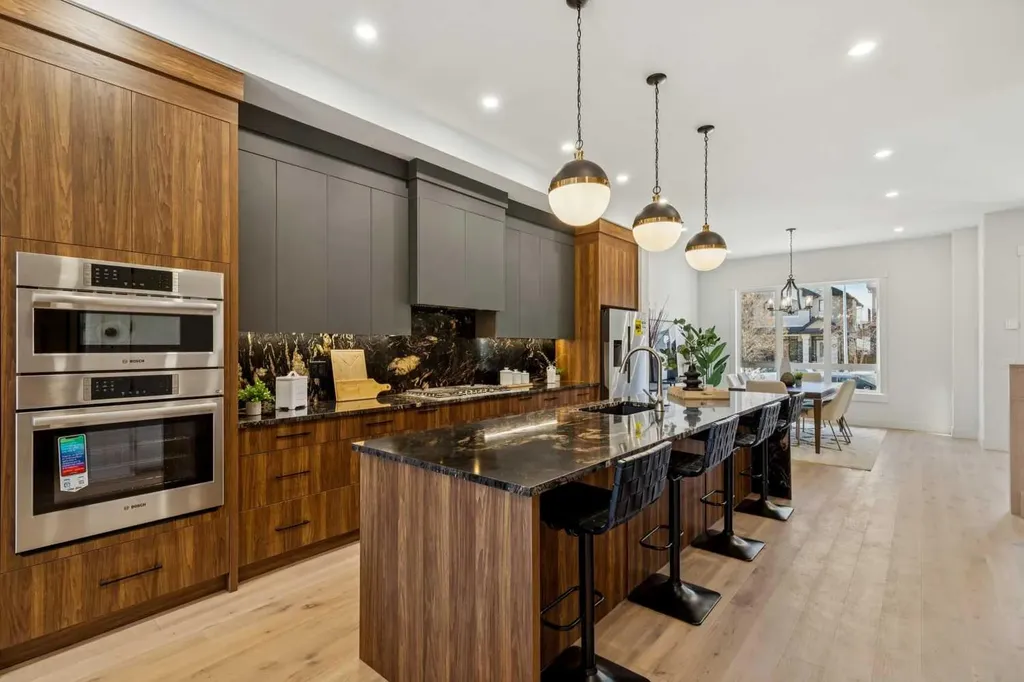 2620 30 Street SW Calgary AB T3E 2M2