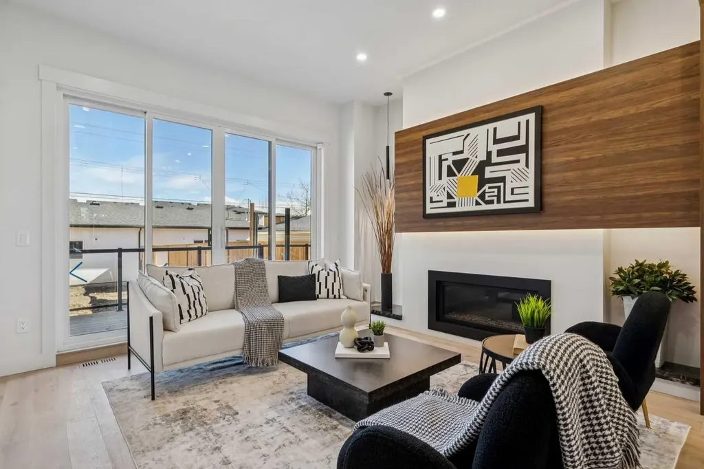 2620 30 Street SW Calgary AB T3E 2M2