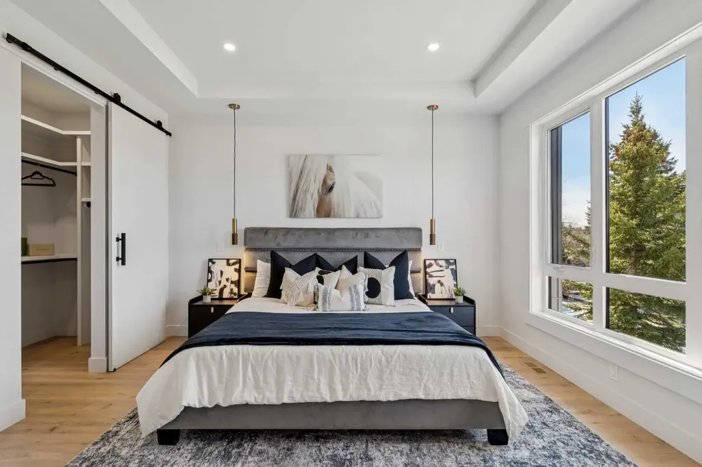 2620 30 Street SW Calgary AB T3E 2M2