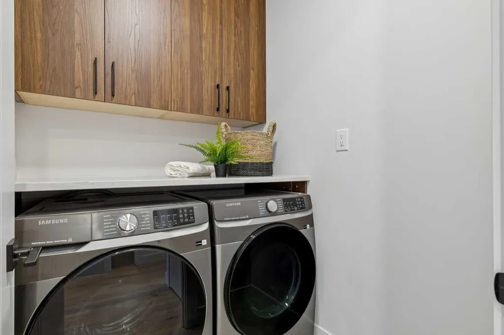 2620 30 Street SW Calgary AB T3E 2M2