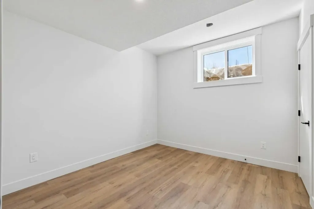 2620 30 Street SW Calgary AB T3E 2M2