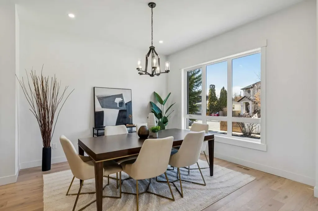 2620 30 Street SW Calgary AB T3E 2M2