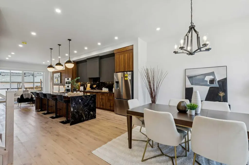 2620 30 Street SW Calgary AB T3E 2M2