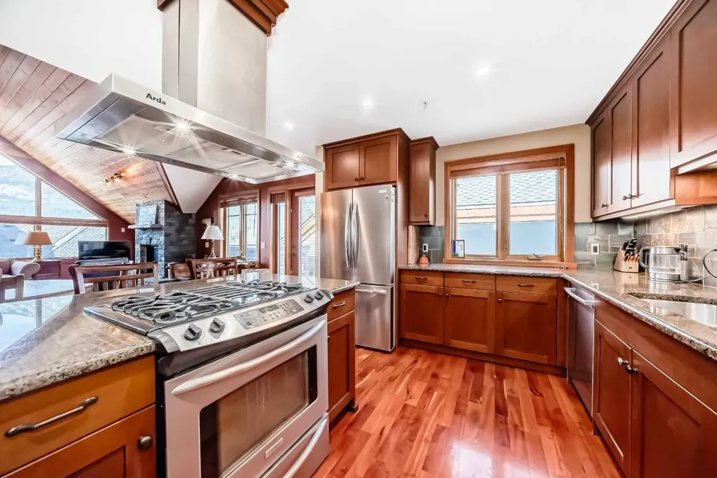 505 Spring Creek Drive Canmore AB T1W 0C5