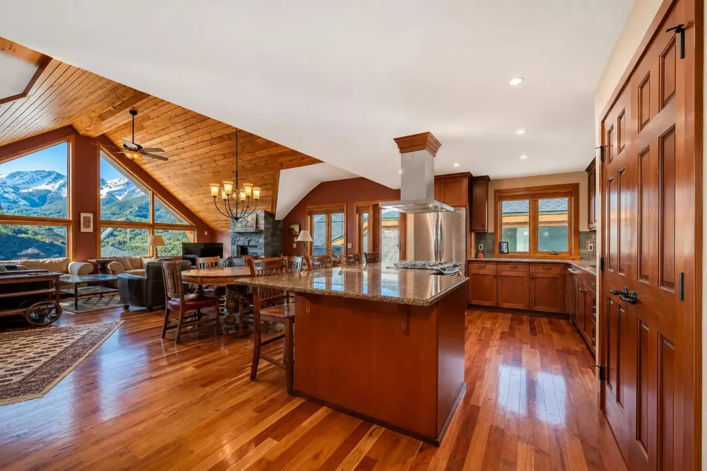 505 Spring Creek Drive Canmore AB T1W 0C5