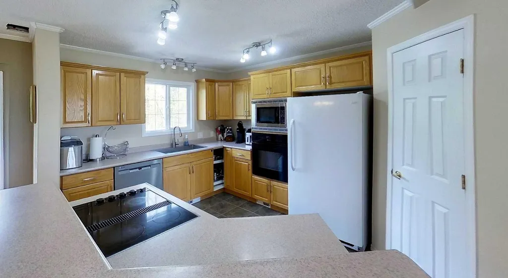 53018 Range Road 175 Rural Yellowhead County AB T7E 3E8