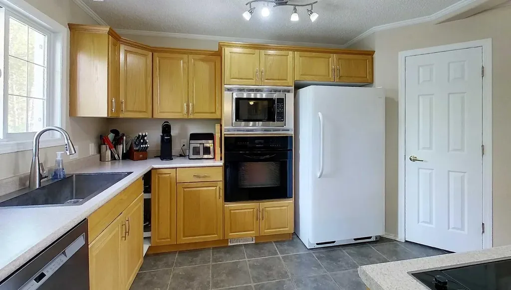 53018 Range Road 175 Rural Yellowhead County AB T7E 3E8