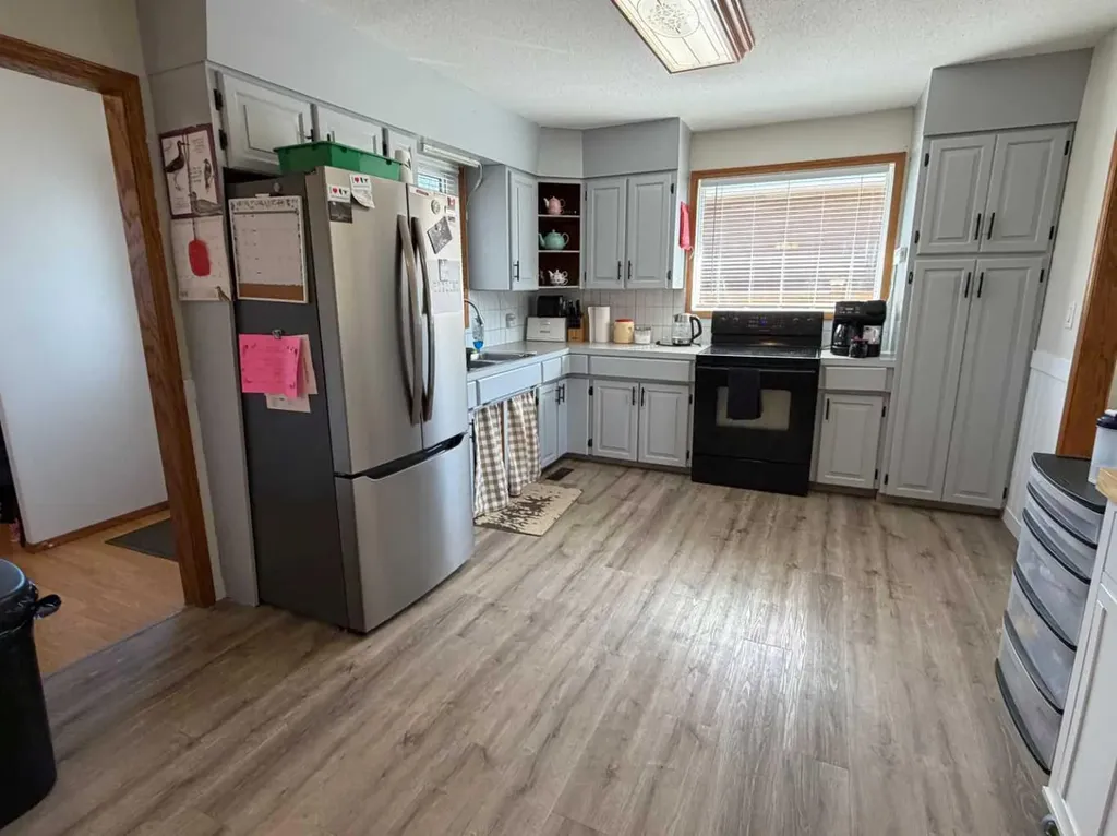5025 41 Avenue Taber AB T1G 1A7