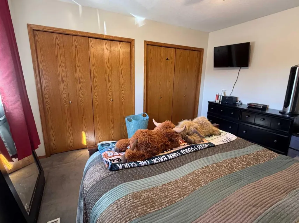 5025 41 Avenue Taber AB T1G 1A7