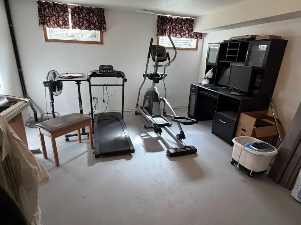 5025 41 Avenue Taber AB T1G 1A7