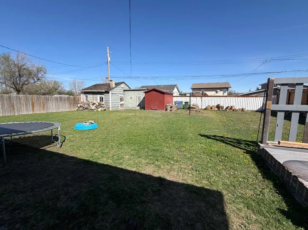 5025 41 Avenue Taber AB T1G 1A7