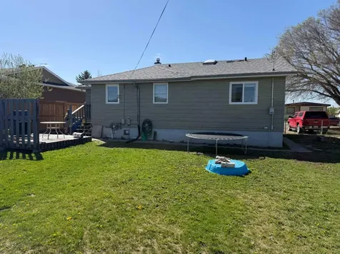 5025 41 Avenue Taber AB T1G 1A7