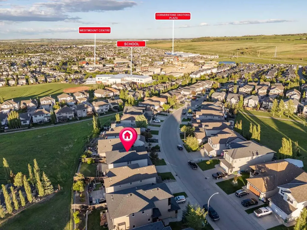 38 Westmount Way Okotoks AB T1S 0E1