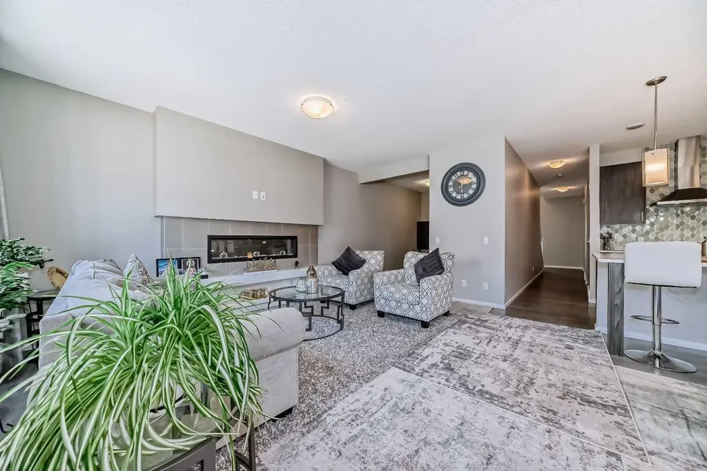 17 Walgrove Manor SE Calgary AB T2X4C8