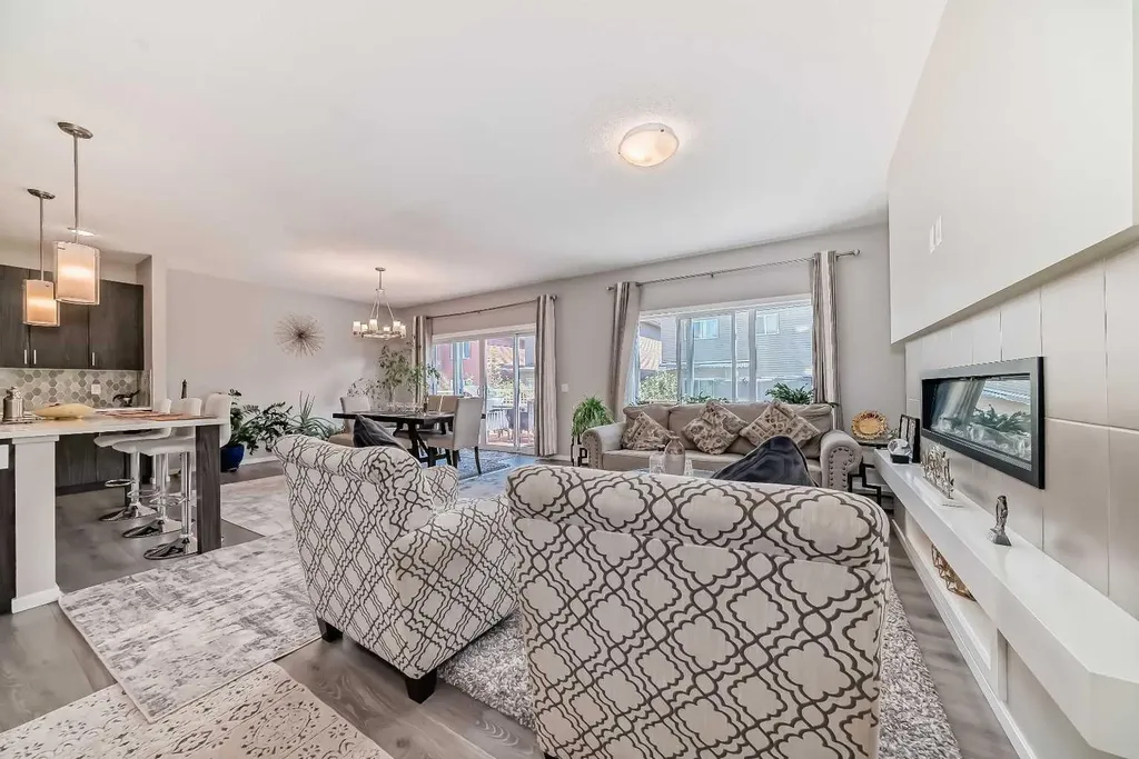 17 Walgrove Manor SE Calgary AB T2X4C8