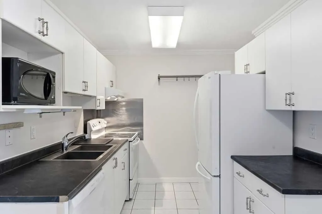 80 Galbraith Drive SW Calgary AB T3E 4Z6