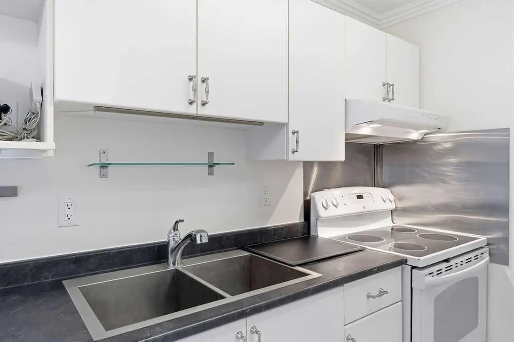 80 Galbraith Drive SW Calgary AB T3E 4Z6