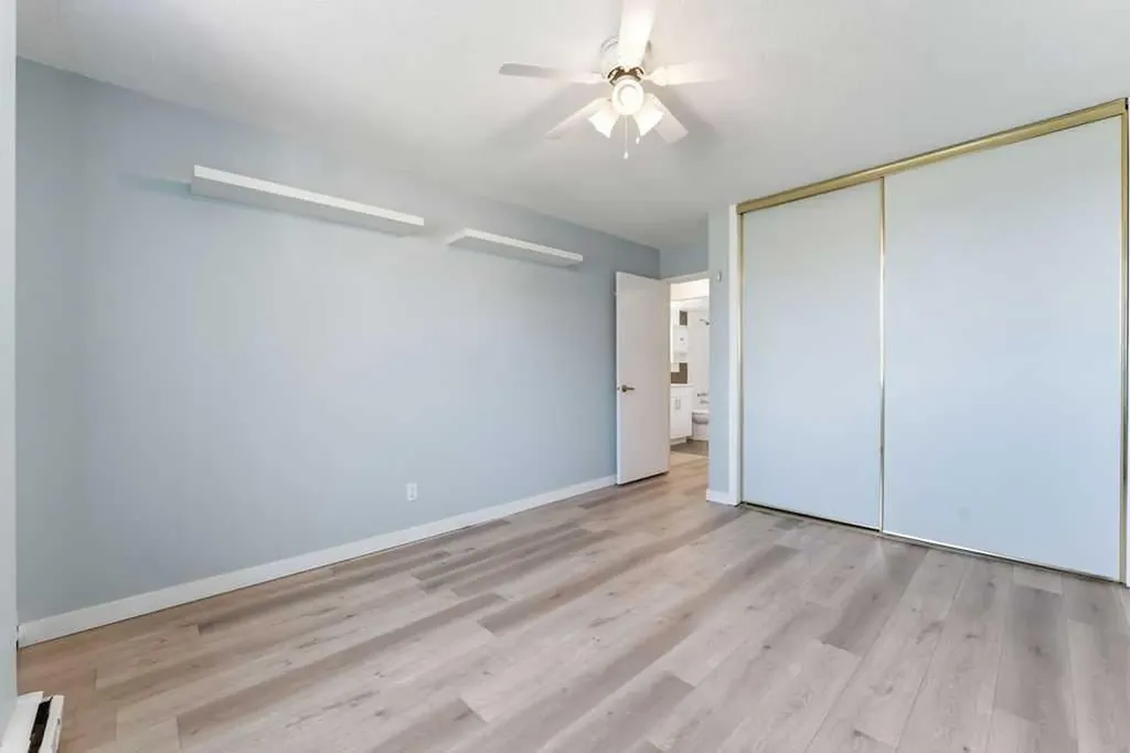 80 Galbraith Drive SW Calgary AB T3E 4Z6