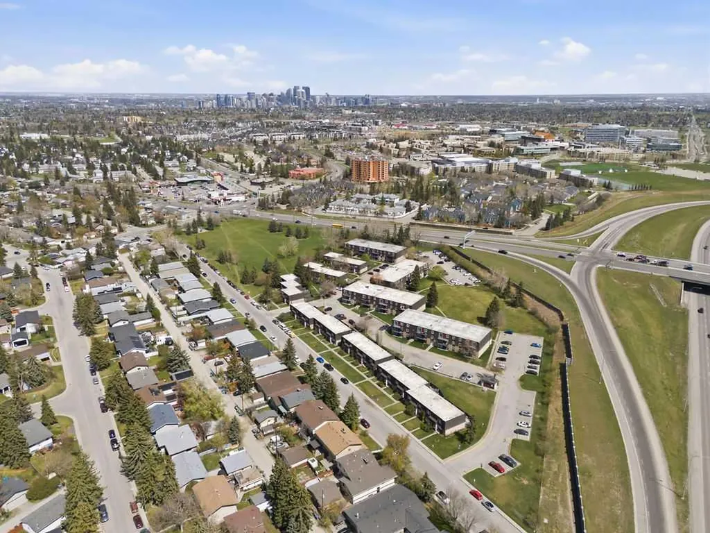 80 Galbraith Drive SW Calgary AB T3E 4Z6