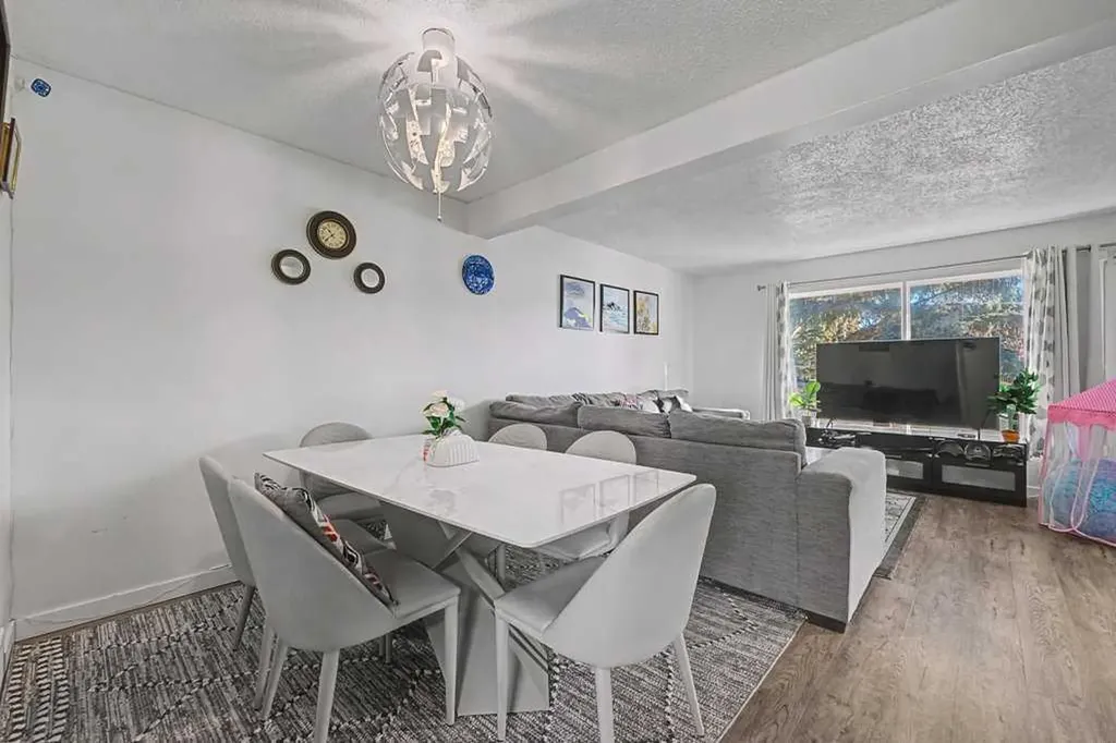 332 Abinger Crescent NE Calgary AB T2A6L3