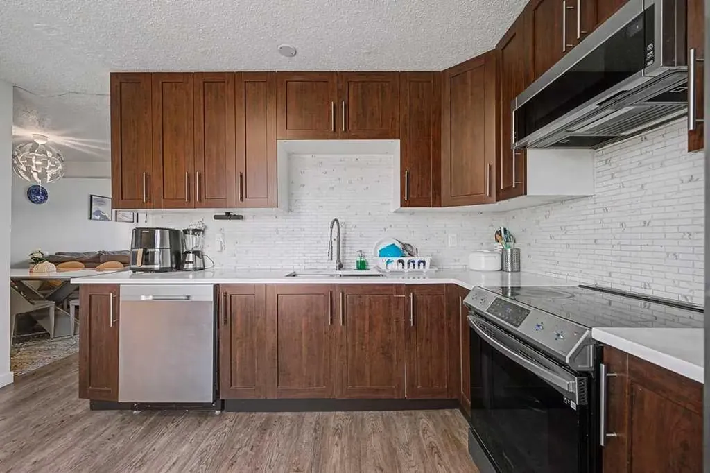 332 Abinger Crescent NE Calgary AB T2A6L3