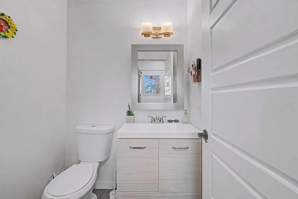 332 Abinger Crescent NE Calgary AB T2A6L3