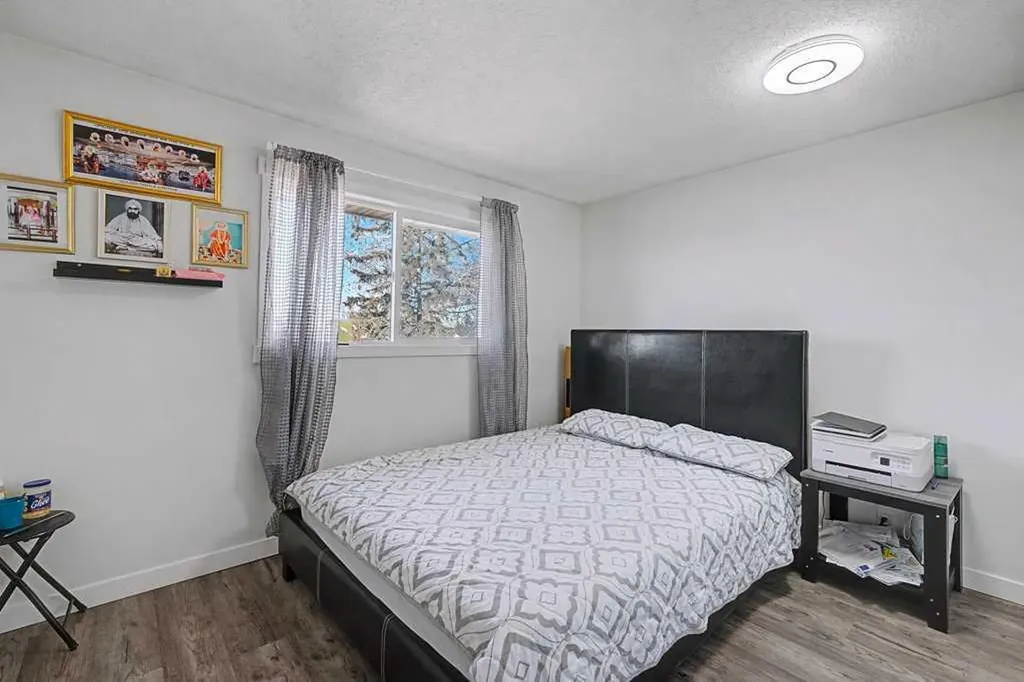 332 Abinger Crescent NE Calgary AB T2A6L3