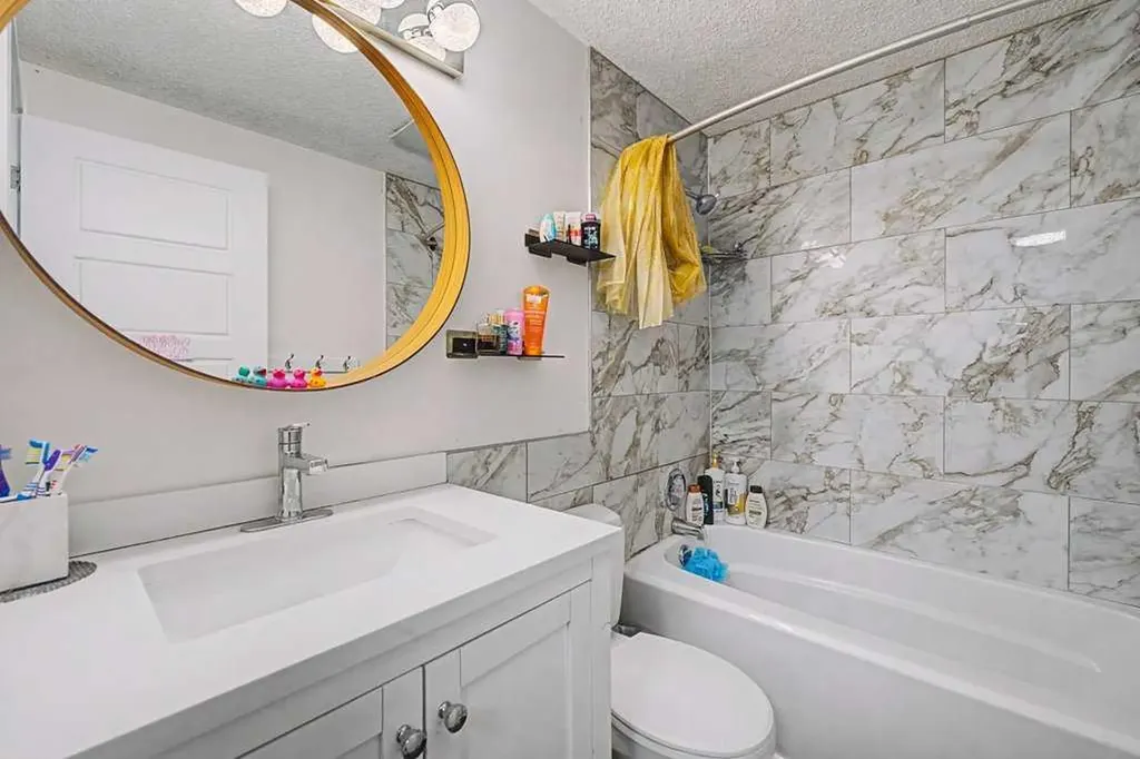 332 Abinger Crescent NE Calgary AB T2A6L3