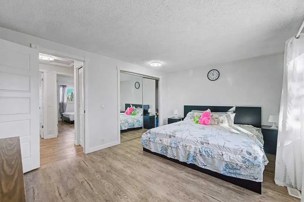 332 Abinger Crescent NE Calgary AB T2A6L3