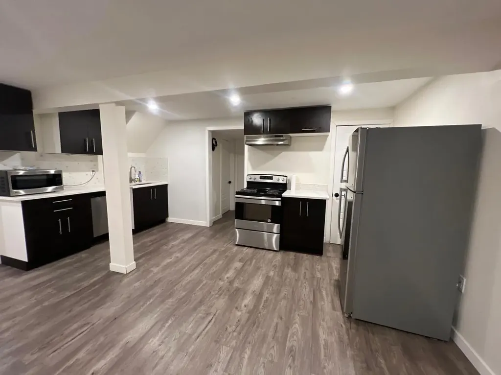332 Abinger Crescent NE Calgary AB T2A6L3