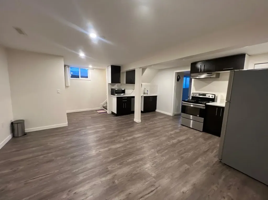 332 Abinger Crescent NE Calgary AB T2A6L3