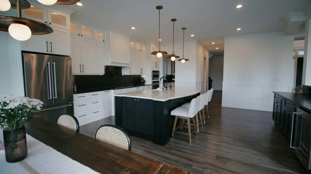 312 1 Street SE Medicine Hat AB T1A 0A5