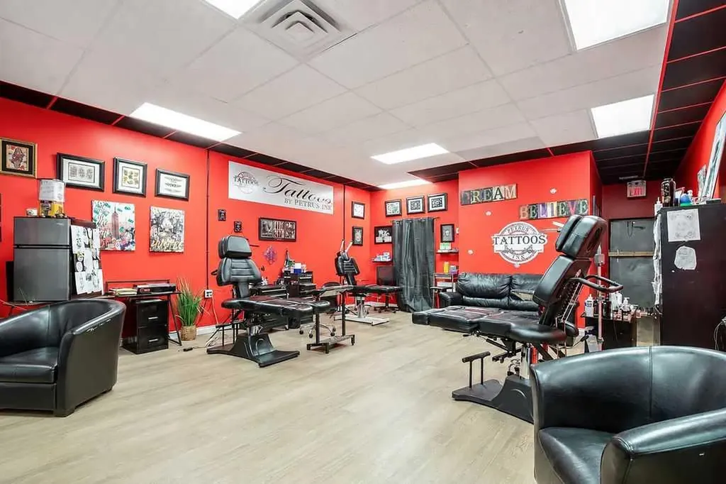 104 3 Avenue SE High River AB T1V 1G3