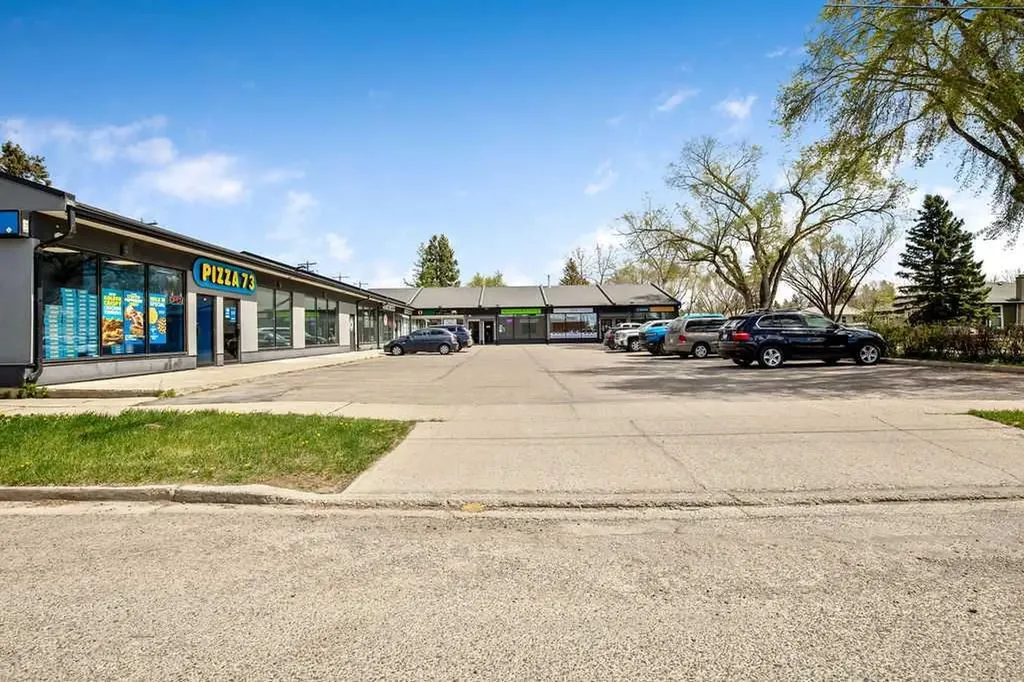 104 3 Avenue SE High River AB T1V 1G3