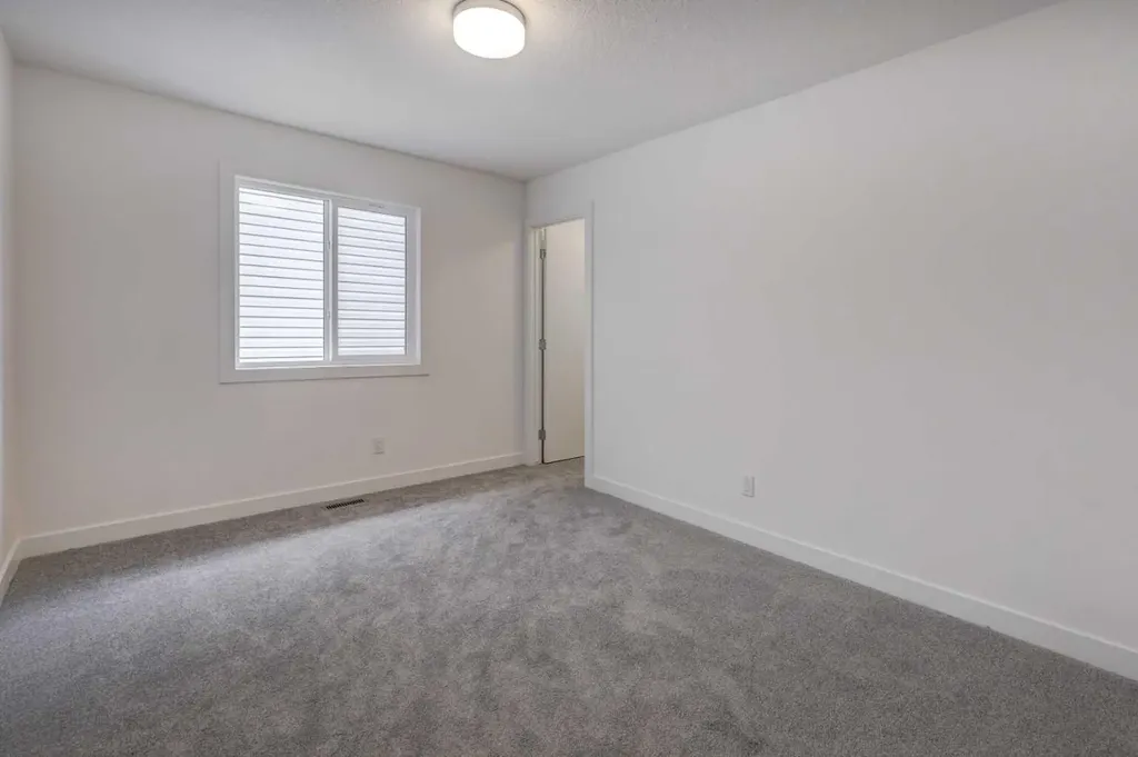 1333 South Point Parade SW Airdrie AB T4B 5P3